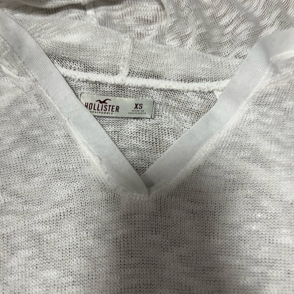 sweater - Picture 2 of 2